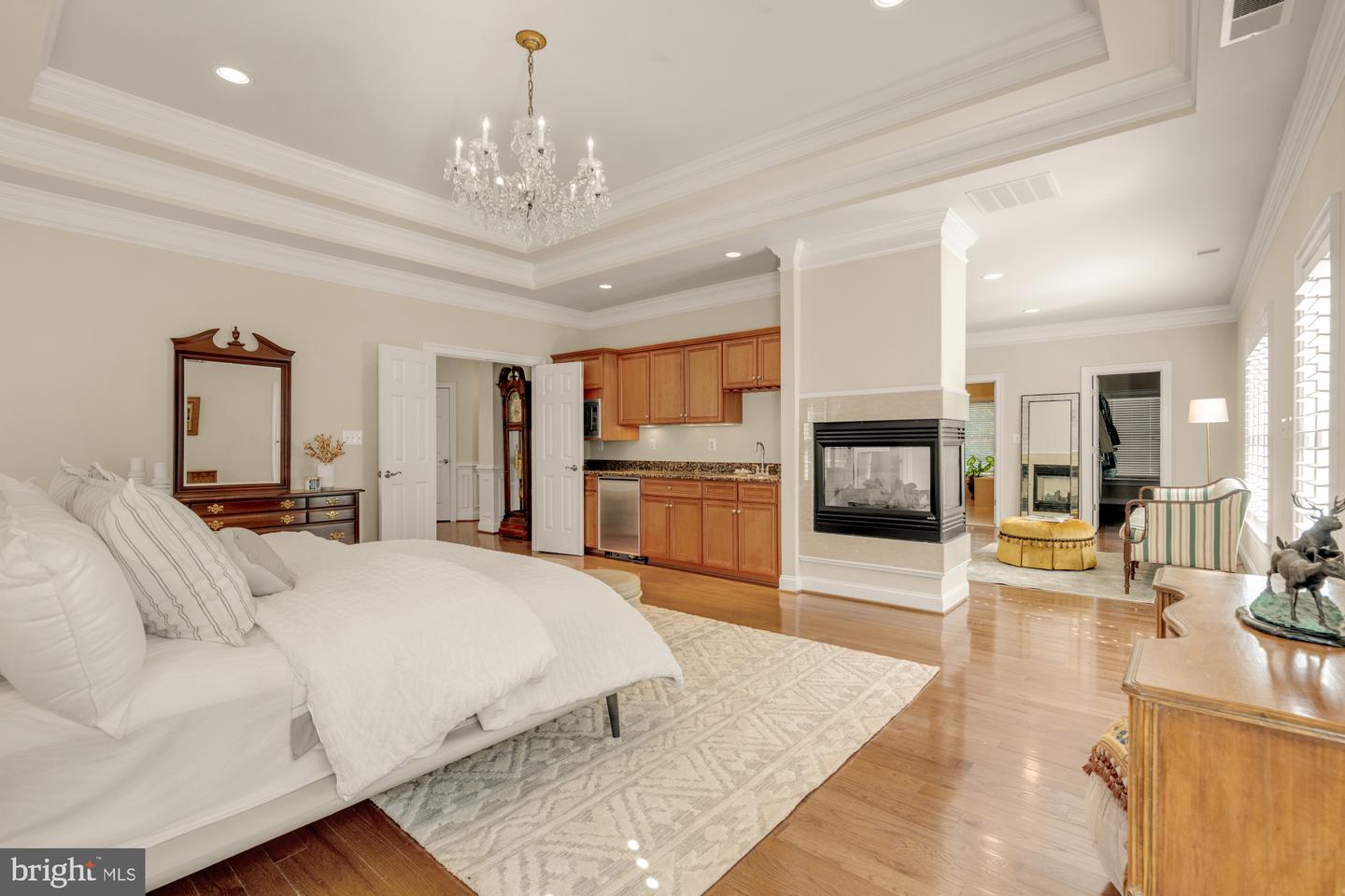 6238 LINWAY TER, MCLEAN, Virginia 22101, 6 Bedrooms Bedrooms, ,6 BathroomsBathrooms,Residential,For sale,6238 LINWAY TER,VAFX2294092 MLS # VAFX2294092