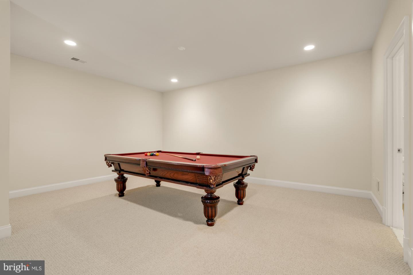 6238 LINWAY TER, MCLEAN, Virginia 22101, 6 Bedrooms Bedrooms, ,6 BathroomsBathrooms,Residential,For sale,6238 LINWAY TER,VAFX2294092 MLS # VAFX2294092