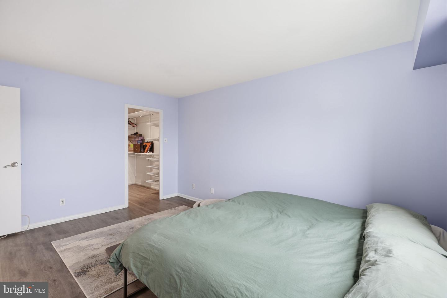 5340 HOLMES RUN PKWY #1017, ALEXANDRIA, Virginia 22304, 1 Bedroom Bedrooms, ,1 BathroomBathrooms,Residential,For sale,5340 HOLMES RUN PKWY #1017,VAAX2054790 MLS # VAAX2054790