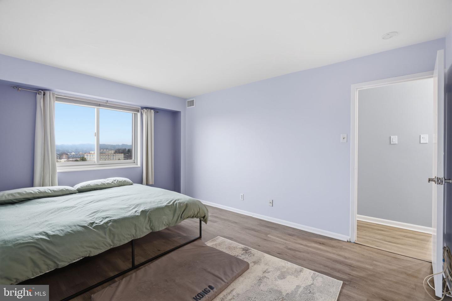 5340 HOLMES RUN PKWY #1017, ALEXANDRIA, Virginia 22304, 1 Bedroom Bedrooms, ,1 BathroomBathrooms,Residential,For sale,5340 HOLMES RUN PKWY #1017,VAAX2054790 MLS # VAAX2054790