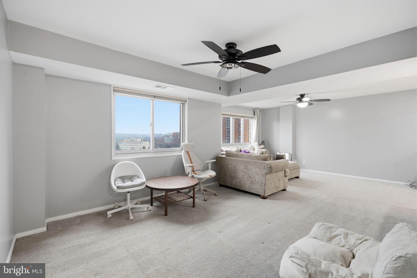 5340 HOLMES RUN PKWY #1017, ALEXANDRIA, Virginia 22304, 1 Bedroom Bedrooms, ,1 BathroomBathrooms,Residential,For sale,5340 HOLMES RUN PKWY #1017,VAAX2054790 MLS # VAAX2054790