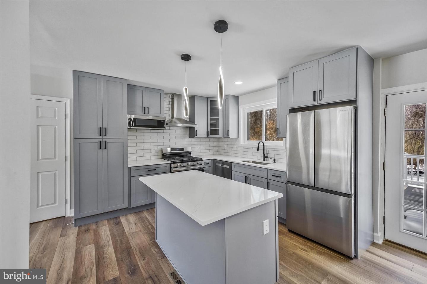 3629 PARKLANE RD, FAIRFAX, Virginia 22030, 4 Bedrooms Bedrooms, ,2 BathroomsBathrooms,Residential,For sale,3629 PARKLANE RD,VAFC2007878 MLS # VAFC2007878