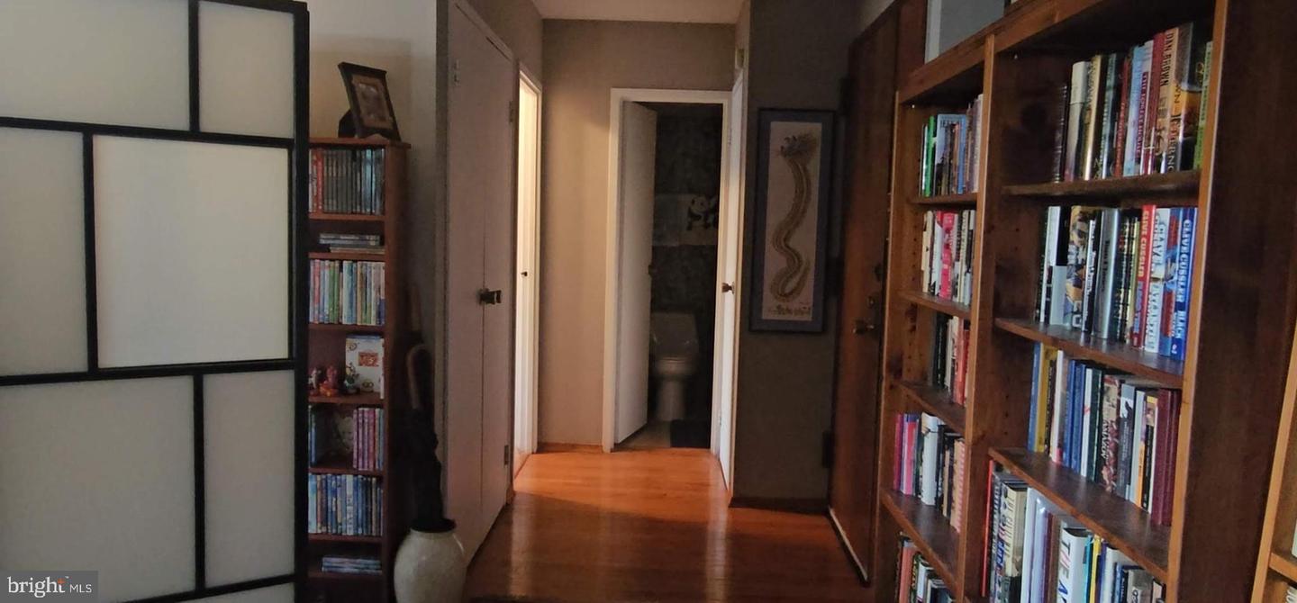 250 S REYNOLDS ST #206, ALEXANDRIA, Virginia 22304, 1 Bedroom Bedrooms, 8 Rooms Rooms,1 BathroomBathrooms,Residential,For sale,250 S REYNOLDS ST #206,VAAX2054798 MLS # VAAX2054798