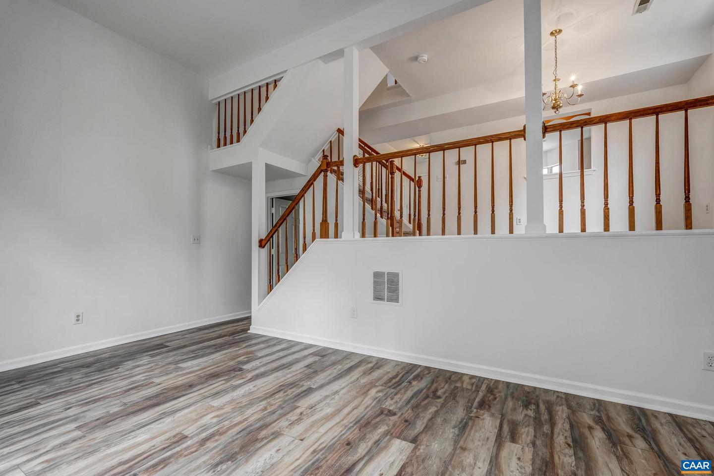 4632 BRIARWOOD DR, CHARLOTTESVILLE, Virginia 22911, 4 Bedrooms Bedrooms, ,2 BathroomsBathrooms,Residential,For sale,4632 BRIARWOOD DR,673959 MLS # 673959