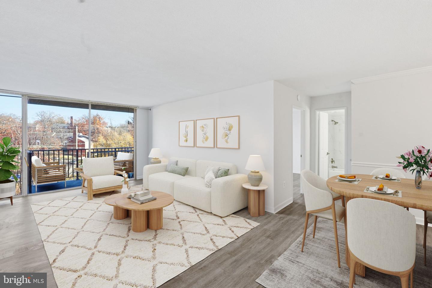 4600 S FOUR MILE RUN DR #613, ARLINGTON, Virginia 22204, 1 Bedroom Bedrooms, 5 Rooms Rooms,1 BathroomBathrooms,Residential,For sale,4600 S FOUR MILE RUN DR #613,VAAR2069658 MLS # VAAR2069658