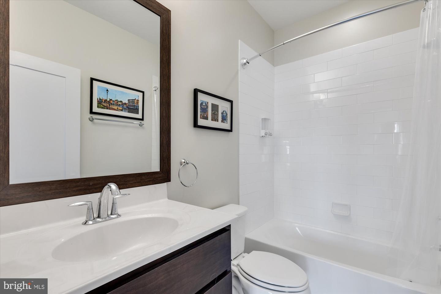 254 BLUEMONT BRANCH TER SE, LEESBURG, Virginia 20175, 3 Bedrooms Bedrooms, ,3 BathroomsBathrooms,Residential,For sale,254 BLUEMONT BRANCH TER SE,VALO2117390 MLS # VALO2117390