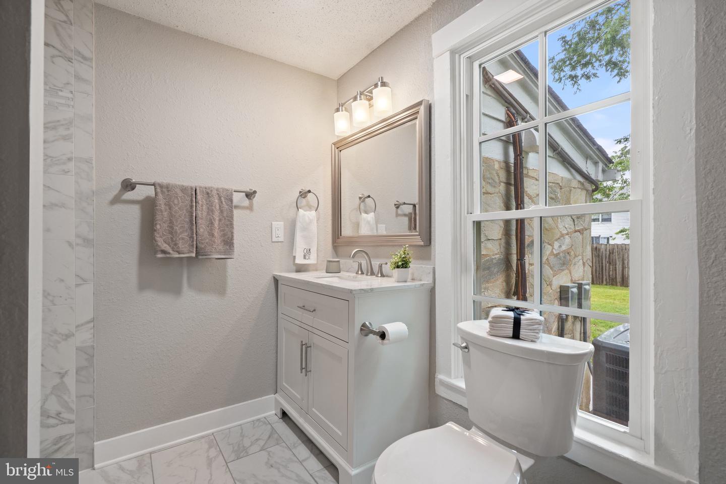 105 E WASHINGTON ST, REMINGTON, Virginia 22734, 4 Bedrooms Bedrooms, ,2 BathroomsBathrooms,Residential,For sale,105 E WASHINGTON ST,VAFQ2020806 MLS # VAFQ2020806