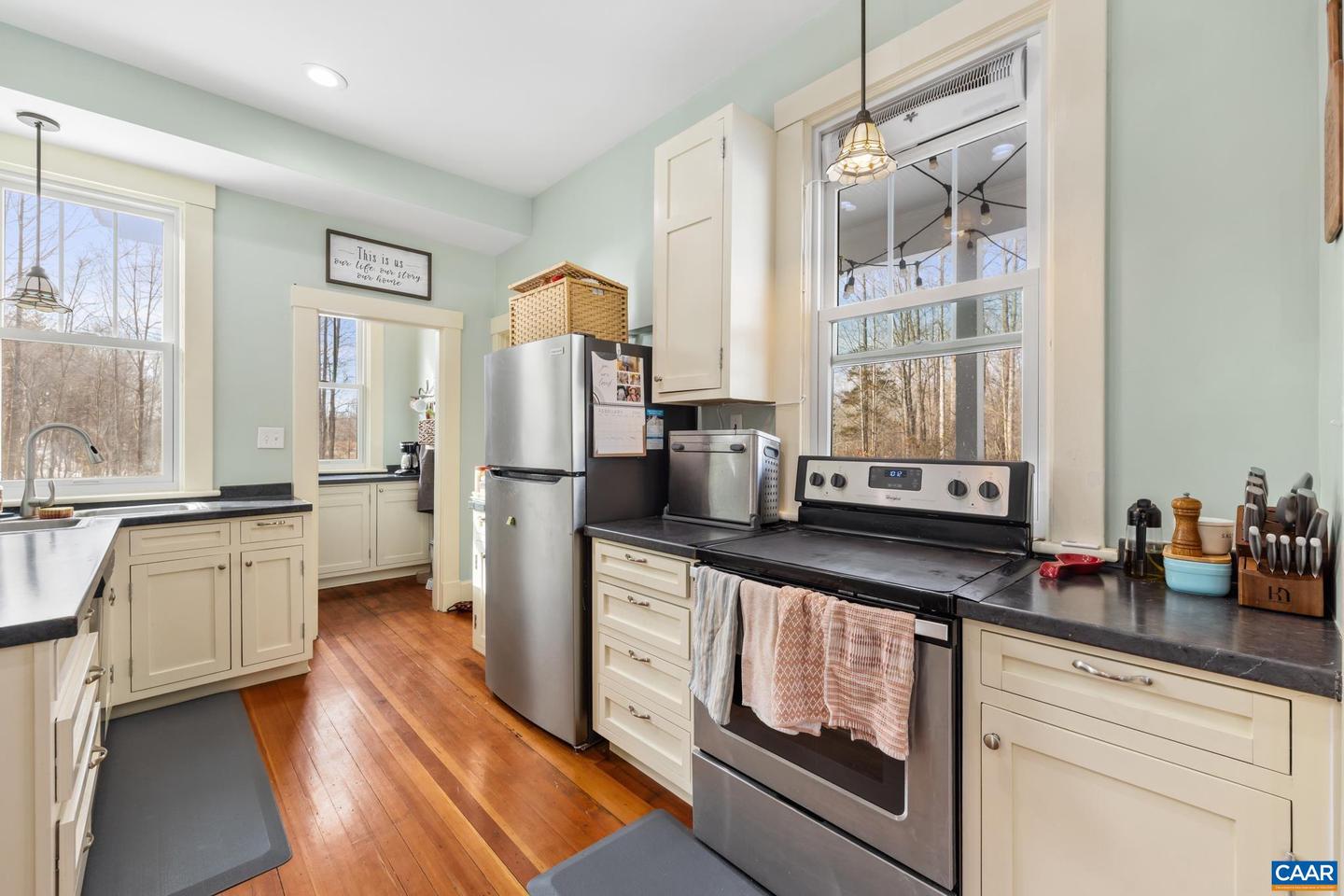 4615 DAVIS HWY, LOUISA, Virginia 23093, 3 Bedrooms Bedrooms, ,2 BathroomsBathrooms,Residential,For sale,4615 DAVIS HWY,673967 MLS # 673967