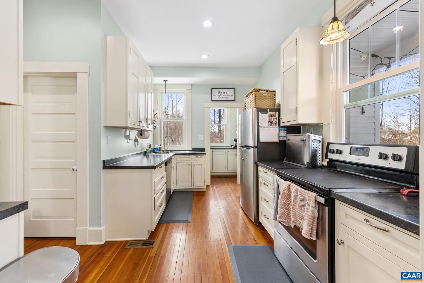 4615 DAVIS HWY, LOUISA, Virginia 23093, 3 Bedrooms Bedrooms, ,2 BathroomsBathrooms,Residential,For sale,4615 DAVIS HWY,673967 MLS # 673967