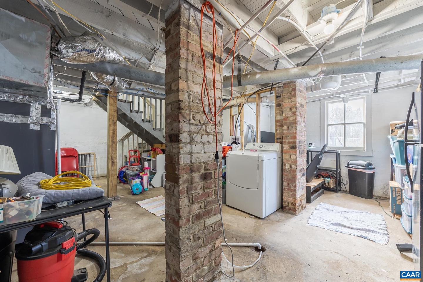 4615 DAVIS HWY, LOUISA, Virginia 23093, 3 Bedrooms Bedrooms, ,2 BathroomsBathrooms,Residential,For sale,4615 DAVIS HWY,673967 MLS # 673967