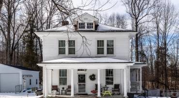 4615 DAVIS HWY, LOUISA, Virginia 23093, 3 Bedrooms Bedrooms, ,2 BathroomsBathrooms,Residential,For sale,4615 DAVIS HWY,673967 MLS # 673967