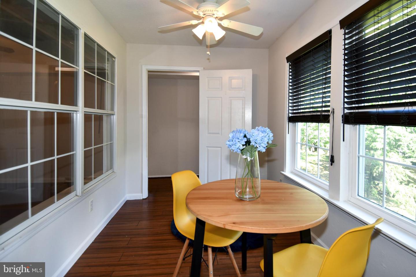 3315 WYNDHAM CIR #1223, ALEXANDRIA, Virginia 22302, 1 Bedroom Bedrooms, ,1 BathroomBathrooms,Residential,For sale,3315 WYNDHAM CIR #1223,VAAX2054804 MLS # VAAX2054804