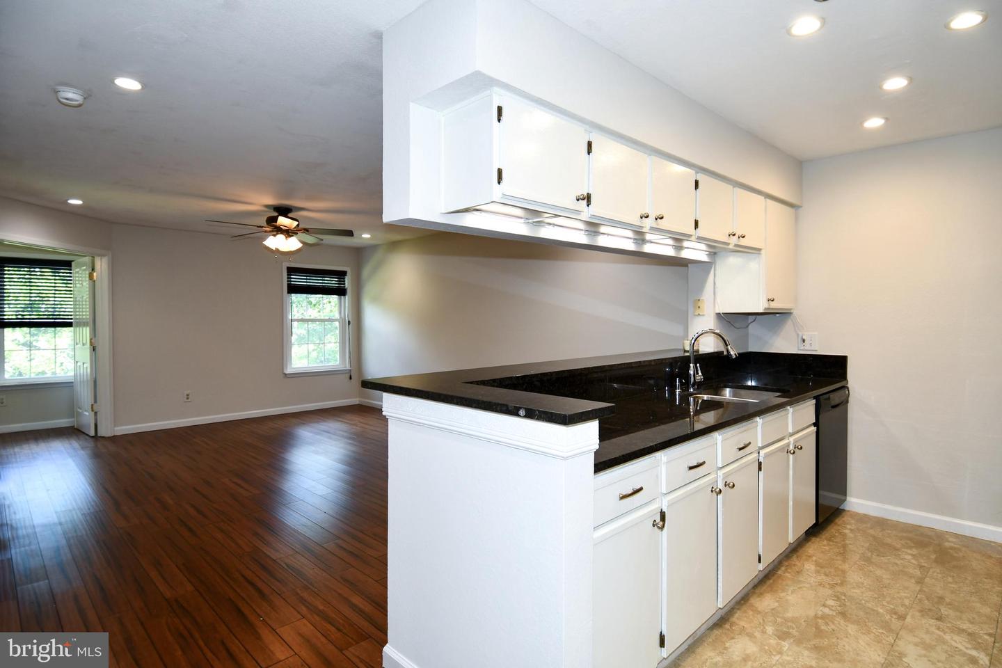 3315 WYNDHAM CIR #1223, ALEXANDRIA, Virginia 22302, 1 Bedroom Bedrooms, ,1 BathroomBathrooms,Residential,For sale,3315 WYNDHAM CIR #1223,VAAX2054804 MLS # VAAX2054804