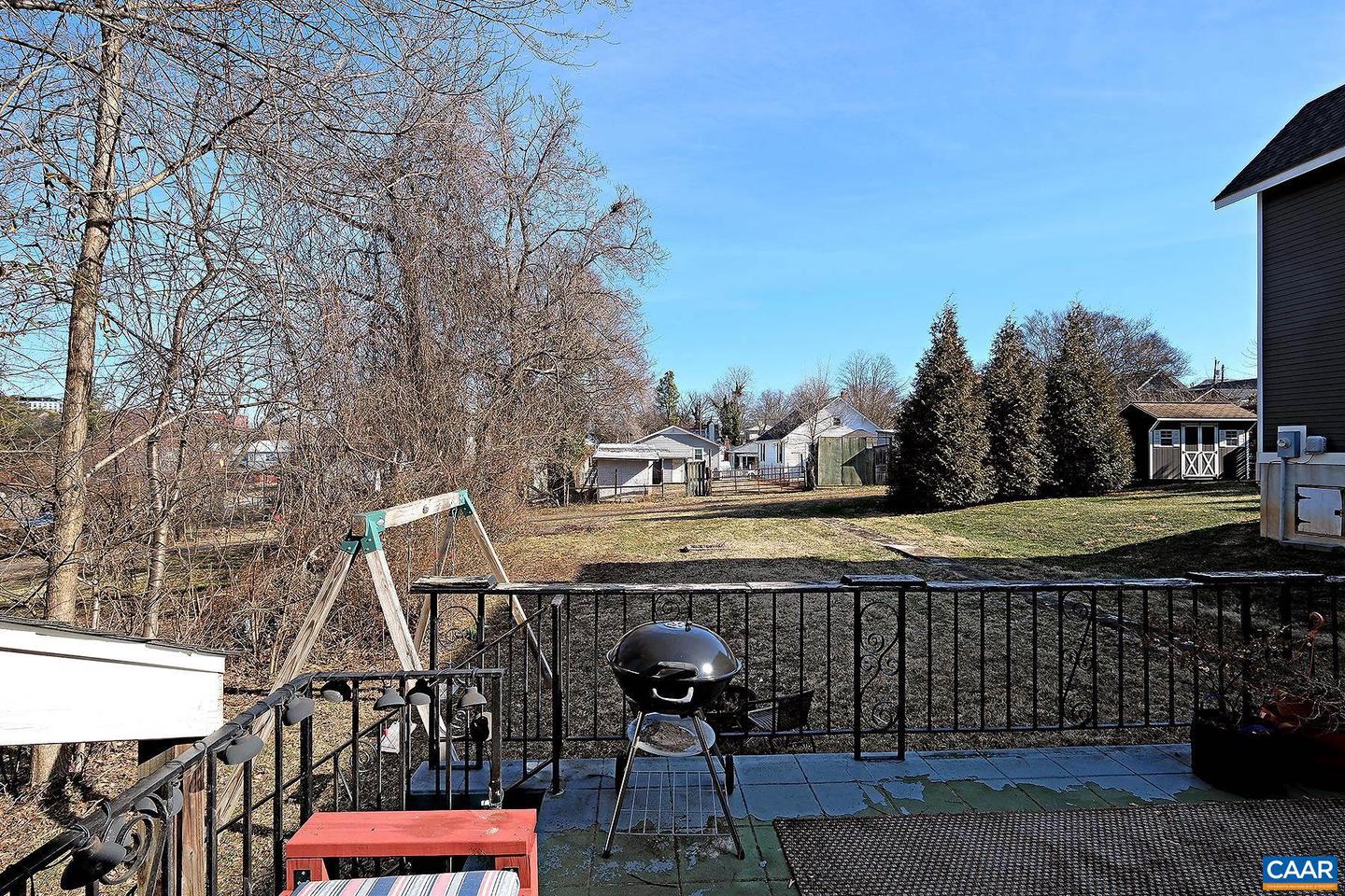 607 MONTROSE AVE, CHARLOTTESVILLE, Virginia 22902, 2 Bedrooms Bedrooms, ,1 BathroomBathrooms,Residential,For sale,607 MONTROSE AVE,673968 MLS # 673968