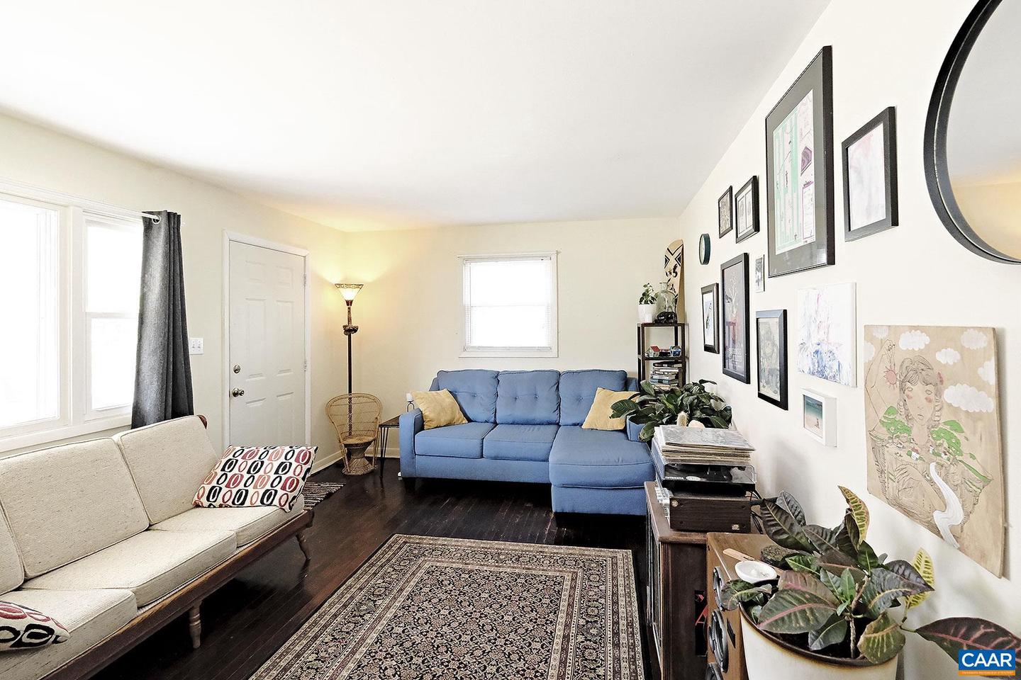 607 MONTROSE AVE, CHARLOTTESVILLE, Virginia 22902, 2 Bedrooms Bedrooms, ,1 BathroomBathrooms,Residential,For sale,607 MONTROSE AVE,673968 MLS # 673968