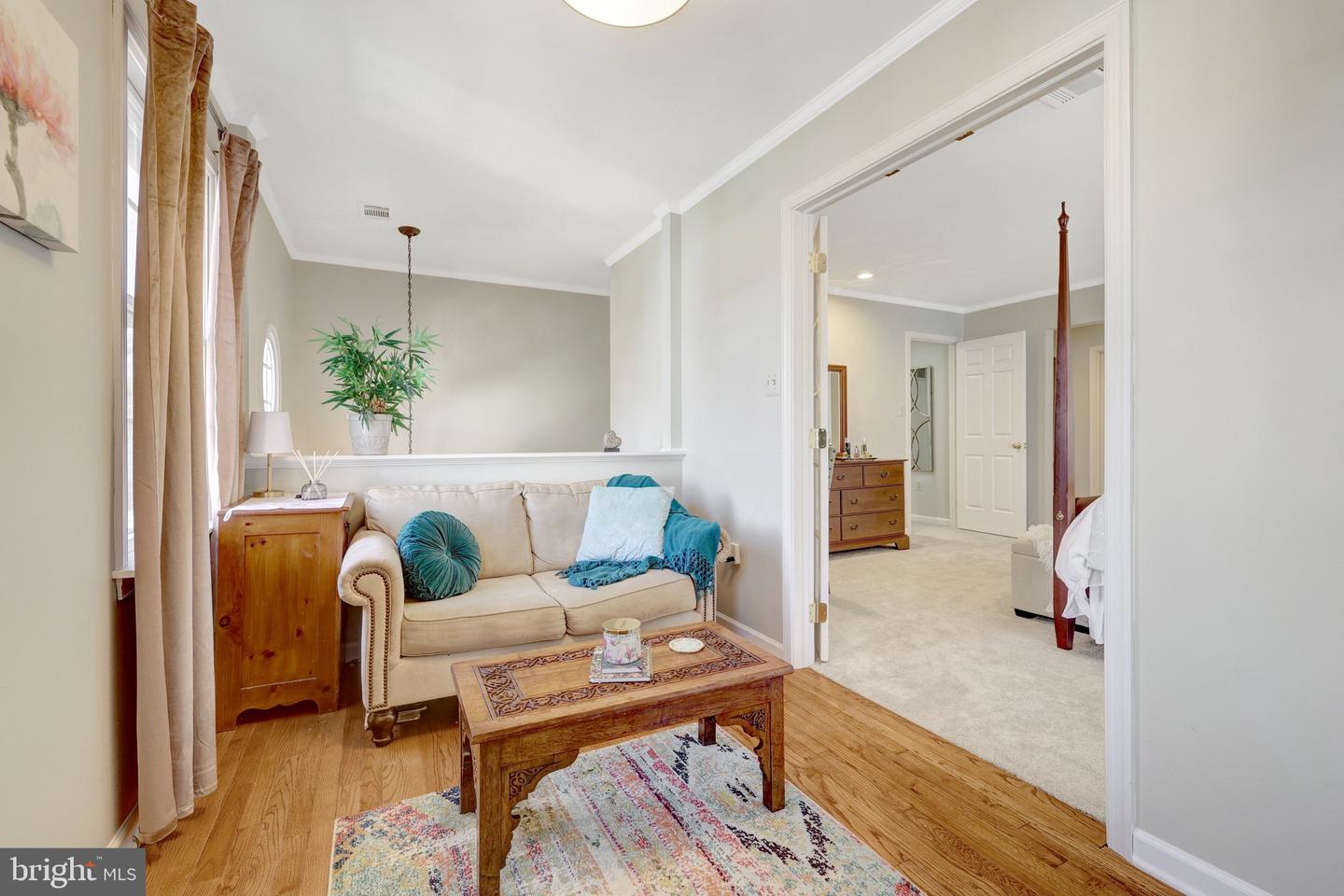 21039 BARCROFT WAY, STERLING, Virginia 20164, 3 Bedrooms Bedrooms, ,2 BathroomsBathrooms,Residential,For sale,21039 BARCROFT WAY,VALO2091662 MLS # VALO2091662