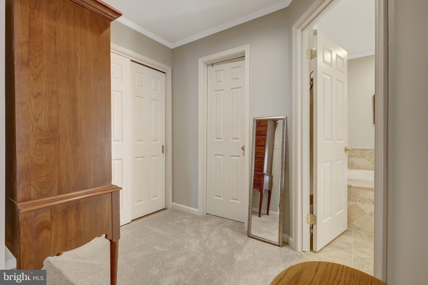 21039 BARCROFT WAY, STERLING, Virginia 20164, 3 Bedrooms Bedrooms, ,2 BathroomsBathrooms,Residential,For sale,21039 BARCROFT WAY,VALO2091662 MLS # VALO2091662