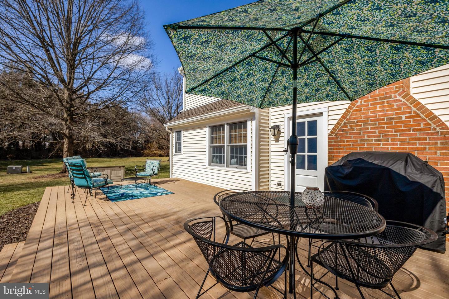 21039 BARCROFT WAY, STERLING, Virginia 20164, 3 Bedrooms Bedrooms, ,2 BathroomsBathrooms,Residential,For sale,21039 BARCROFT WAY,VALO2091662 MLS # VALO2091662