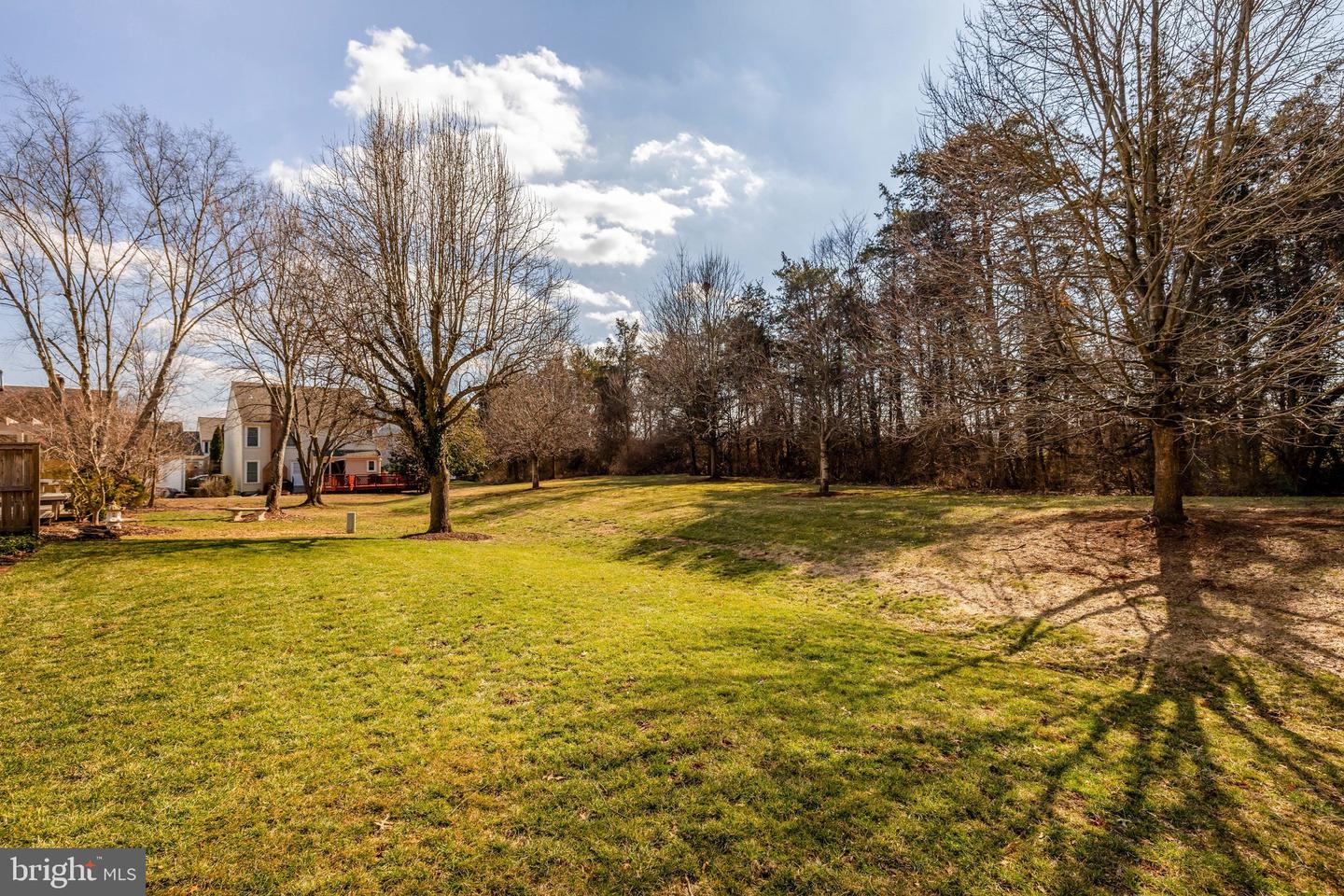 21039 BARCROFT WAY, STERLING, Virginia 20164, 3 Bedrooms Bedrooms, ,2 BathroomsBathrooms,Residential,For sale,21039 BARCROFT WAY,VALO2091662 MLS # VALO2091662