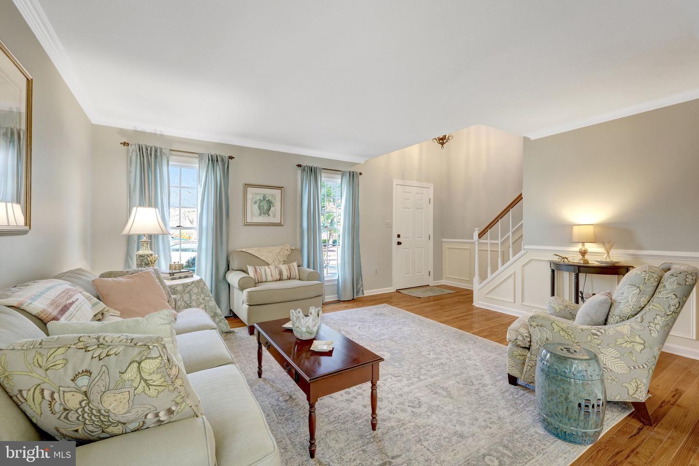 21039 BARCROFT WAY, STERLING, Virginia 20164, 3 Bedrooms Bedrooms, ,2 BathroomsBathrooms,Residential,For sale,21039 BARCROFT WAY,VALO2091662 MLS # VALO2091662