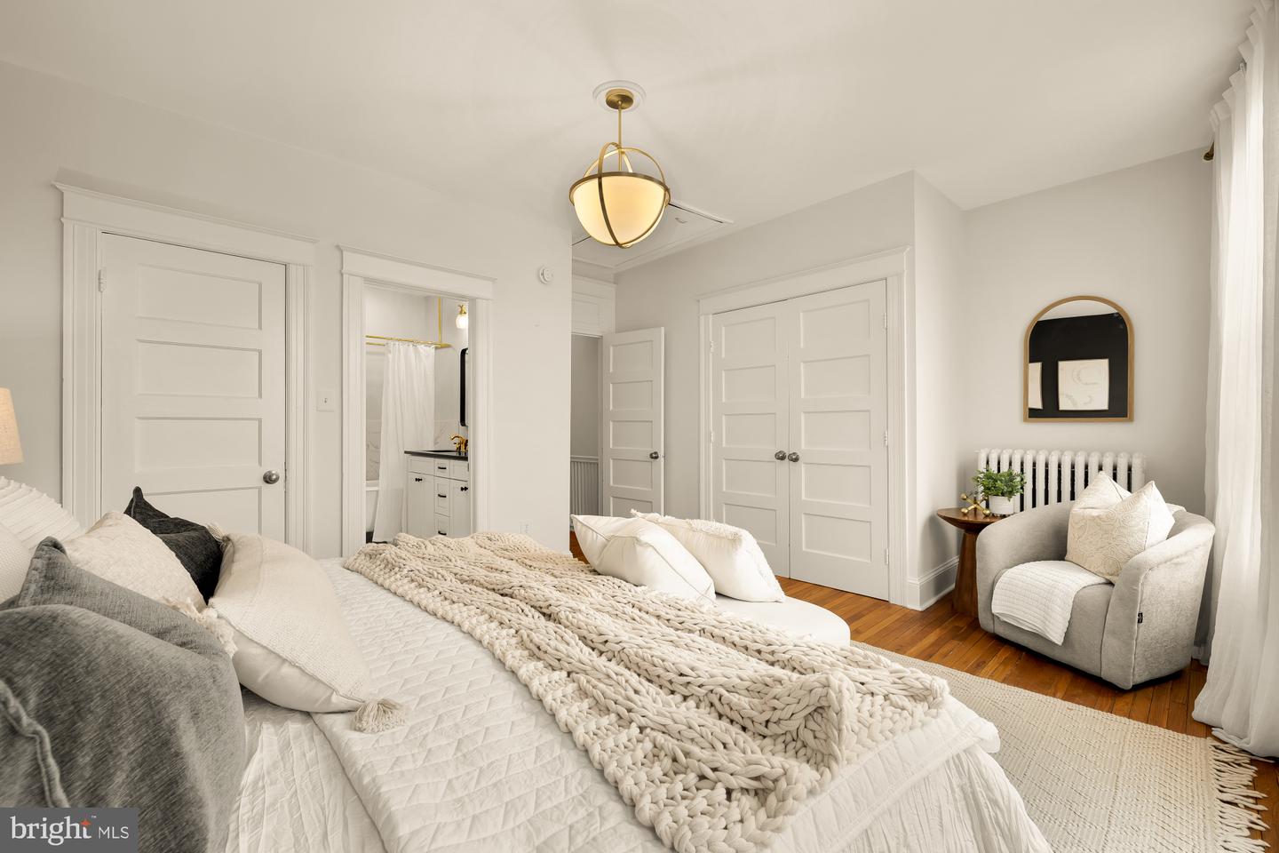 659 MARYLAND AVE NE, WASHINGTON, District Of Columbia 20002, 4 Bedrooms Bedrooms, ,3 BathroomsBathrooms,Residential,For sale,659 MARYLAND AVE NE,DCDC2220282 MLS # DCDC2220282