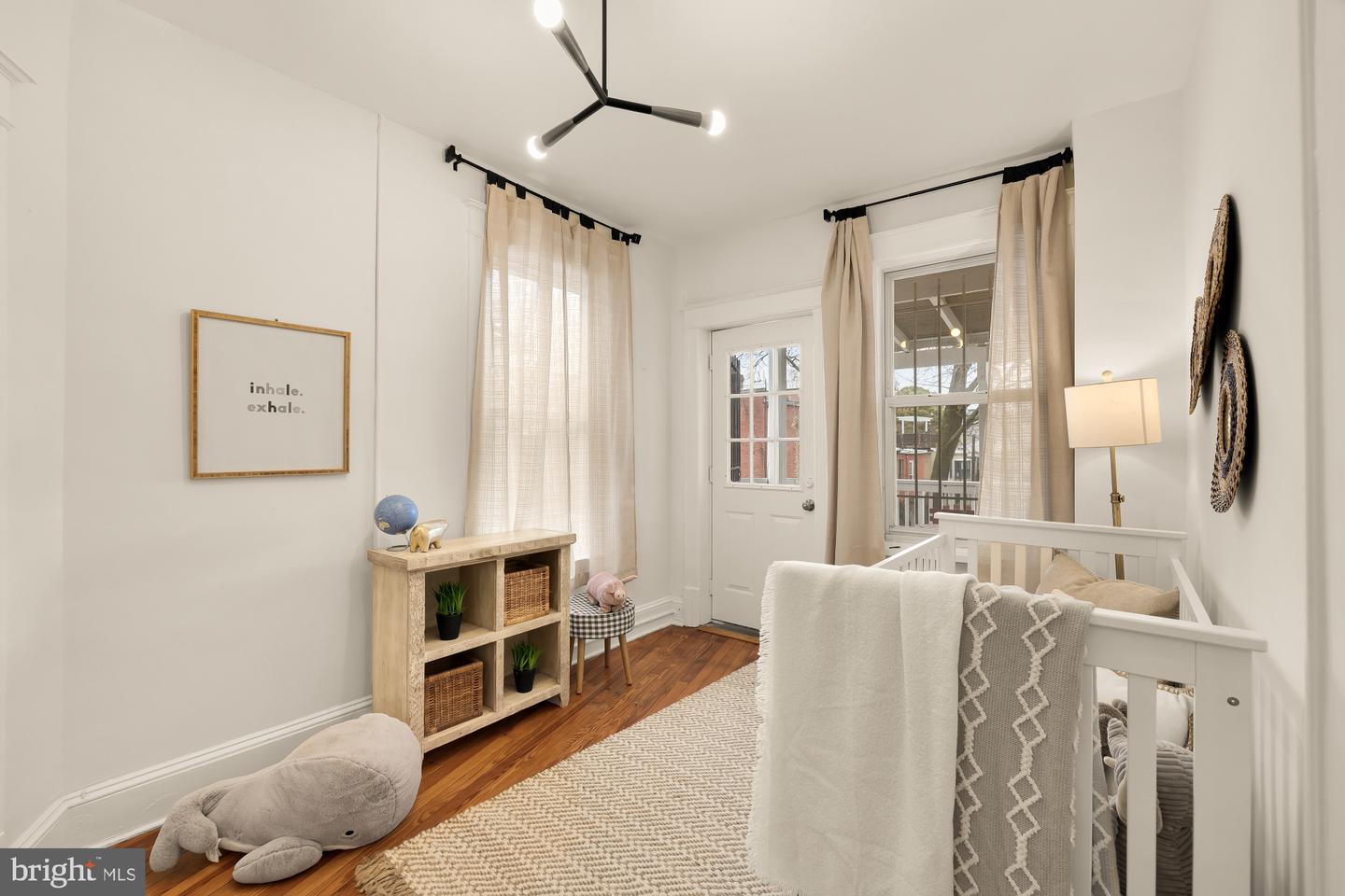 659 MARYLAND AVE NE, WASHINGTON, District Of Columbia 20002, 4 Bedrooms Bedrooms, ,3 BathroomsBathrooms,Residential,For sale,659 MARYLAND AVE NE,DCDC2220282 MLS # DCDC2220282