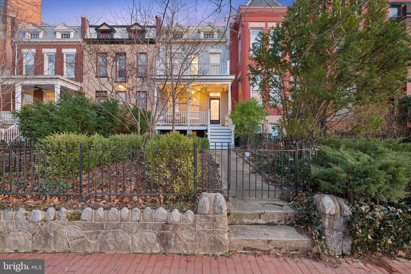 659 MARYLAND AVE NE, WASHINGTON, District Of Columbia 20002, 4 Bedrooms Bedrooms, ,3 BathroomsBathrooms,Residential,For sale,659 MARYLAND AVE NE,DCDC2220282 MLS # DCDC2220282