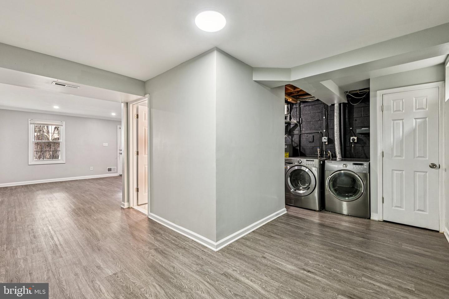 2905 WREN CT, WOODBRIDGE, Virginia 22191, 3 Bedrooms Bedrooms, 11 Rooms Rooms,2 BathroomsBathrooms,Residential,For sale,2905 WREN CT,VAPW2103416 MLS # VAPW2103416