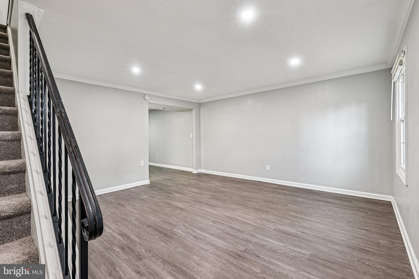 2905 WREN CT, WOODBRIDGE, Virginia 22191, 3 Bedrooms Bedrooms, 11 Rooms Rooms,2 BathroomsBathrooms,Residential,For sale,2905 WREN CT,VAPW2103416 MLS # VAPW2103416