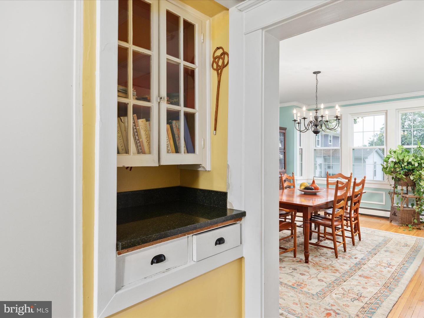 517 W LOCUST ST, WOODSTOCK, Virginia 22664, 6 Bedrooms Bedrooms, ,3 BathroomsBathrooms,Residential,For sale,517 W LOCUST ST,VASH2012792 MLS # VASH2012792