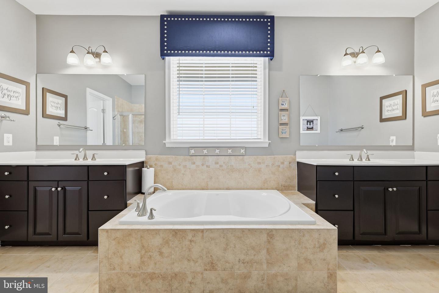 428 ALDER DR, STAFFORD, Virginia 22554, 5 Bedrooms Bedrooms, ,4 BathroomsBathrooms,Residential,For sale,428 ALDER DR,VAST2043692 MLS # VAST2043692