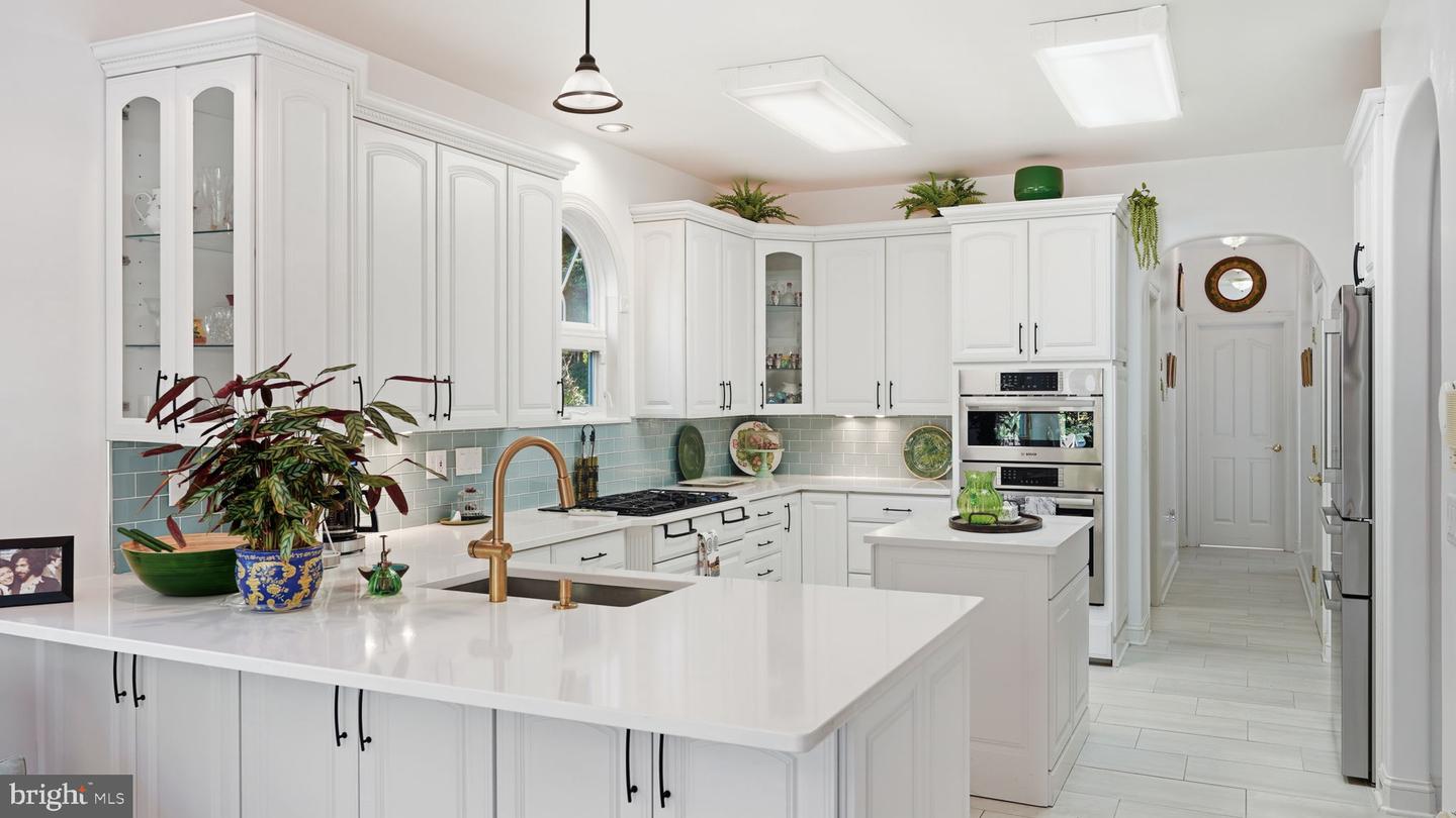 143 EDGEMONT CIR, LOCUST GROVE, Virginia 22508, 6 Bedrooms Bedrooms, ,4 BathroomsBathrooms,Residential,For sale,143 EDGEMONT CIR,VAOR2012624 MLS # VAOR2012624