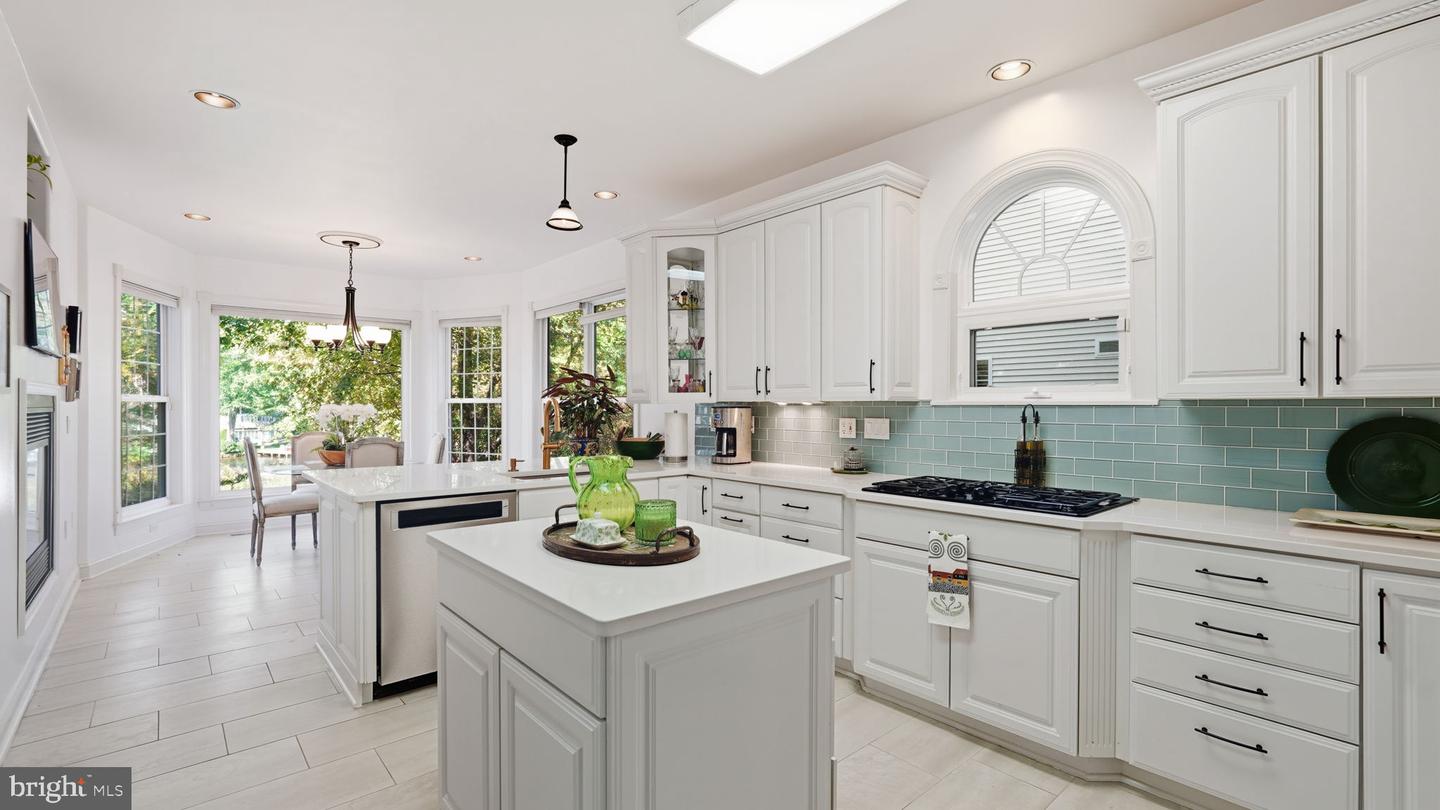 143 EDGEMONT CIR, LOCUST GROVE, Virginia 22508, 6 Bedrooms Bedrooms, ,4 BathroomsBathrooms,Residential,For sale,143 EDGEMONT CIR,VAOR2012624 MLS # VAOR2012624