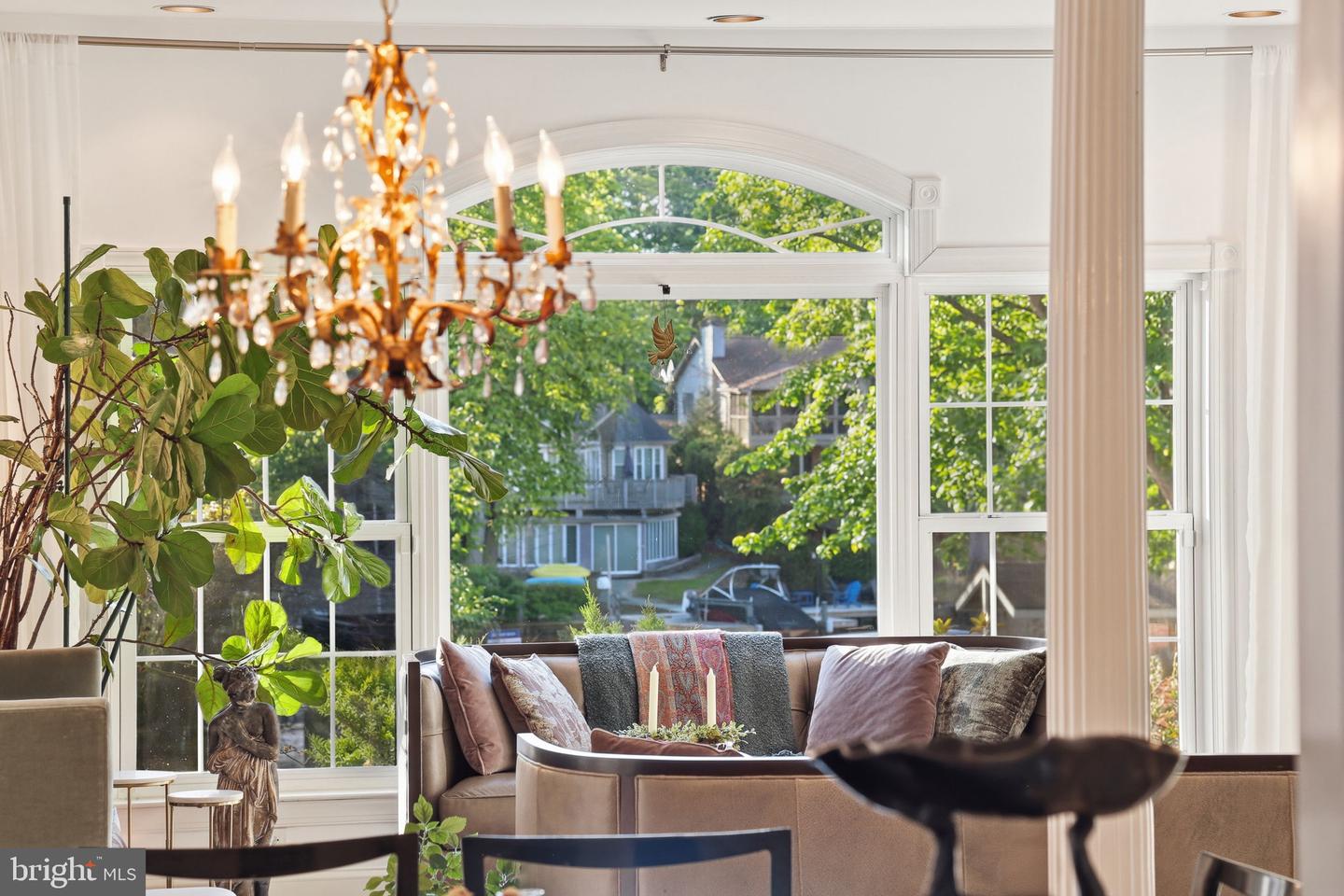 143 EDGEMONT CIR, LOCUST GROVE, Virginia 22508, 6 Bedrooms Bedrooms, ,4 BathroomsBathrooms,Residential,For sale,143 EDGEMONT CIR,VAOR2012624 MLS # VAOR2012624