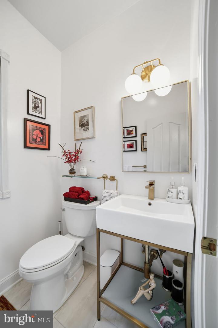 143 EDGEMONT CIR, LOCUST GROVE, Virginia 22508, 6 Bedrooms Bedrooms, ,4 BathroomsBathrooms,Residential,For sale,143 EDGEMONT CIR,VAOR2012624 MLS # VAOR2012624