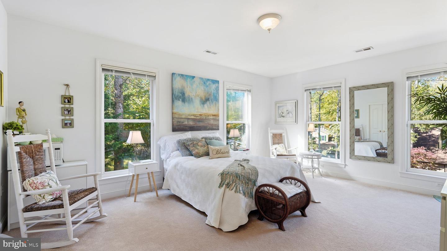 143 EDGEMONT CIR, LOCUST GROVE, Virginia 22508, 6 Bedrooms Bedrooms, ,4 BathroomsBathrooms,Residential,For sale,143 EDGEMONT CIR,VAOR2012624 MLS # VAOR2012624