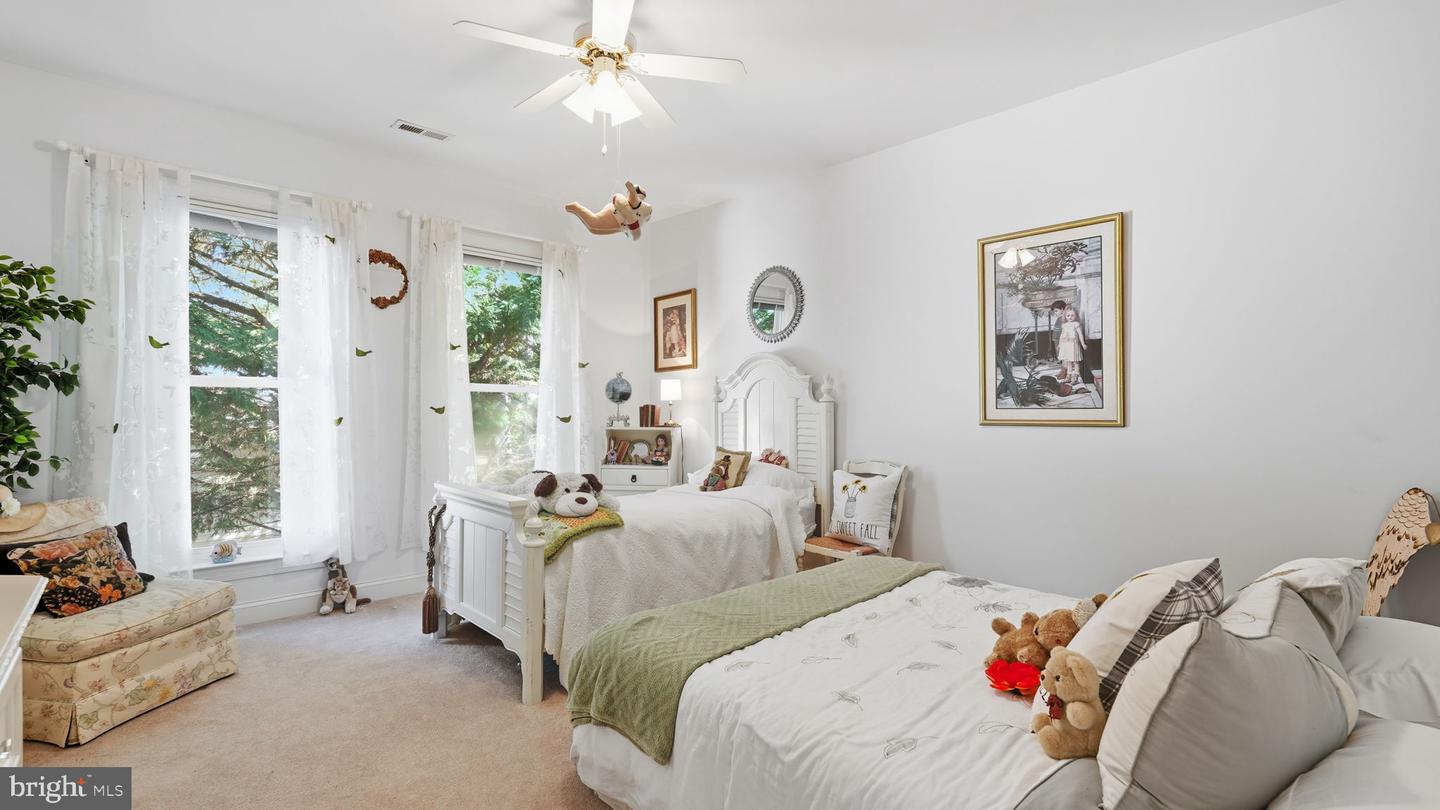 143 EDGEMONT CIR, LOCUST GROVE, Virginia 22508, 6 Bedrooms Bedrooms, ,4 BathroomsBathrooms,Residential,For sale,143 EDGEMONT CIR,VAOR2012624 MLS # VAOR2012624