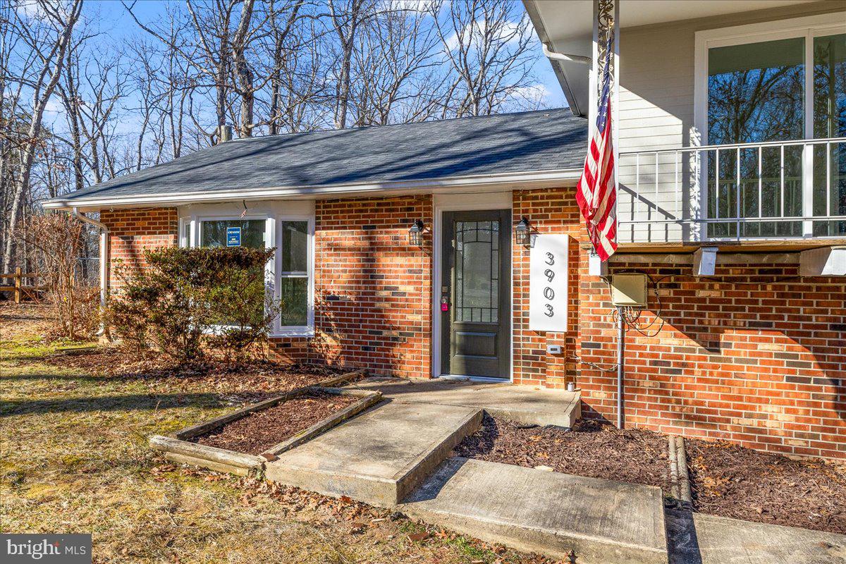 3903 SWANSON CT, FREDERICKSBURG, Virginia 22408, 4 Bedrooms Bedrooms, ,2 BathroomsBathrooms,Residential,For sale,3903 SWANSON CT,VASP2037136 MLS # VASP2037136