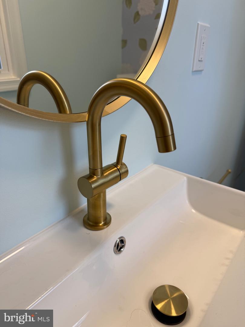 3903 SWANSON CT, FREDERICKSBURG, Virginia 22408, 4 Bedrooms Bedrooms, ,2 BathroomsBathrooms,Residential,For sale,3903 SWANSON CT,VASP2037136 MLS # VASP2037136