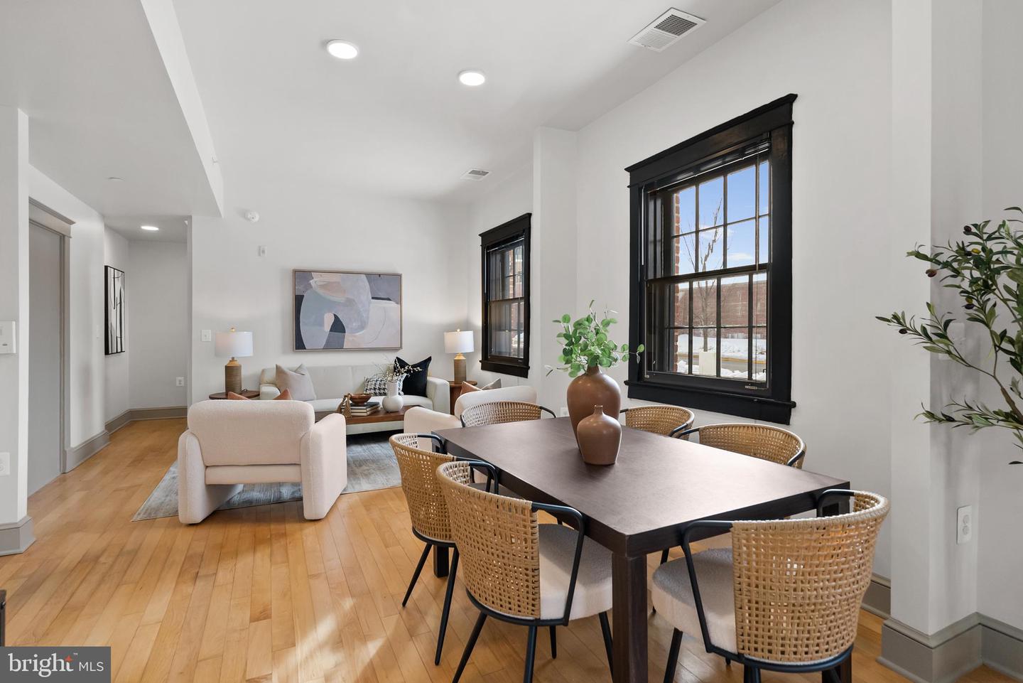 9071 POWER HOUSE RD #101, LORTON, Virginia 22079, 1 Bedroom Bedrooms, 5 Rooms Rooms,1 BathroomBathrooms,Residential,For sale,9071 POWER HOUSE RD #101,VAFX2275910 MLS # VAFX2275910