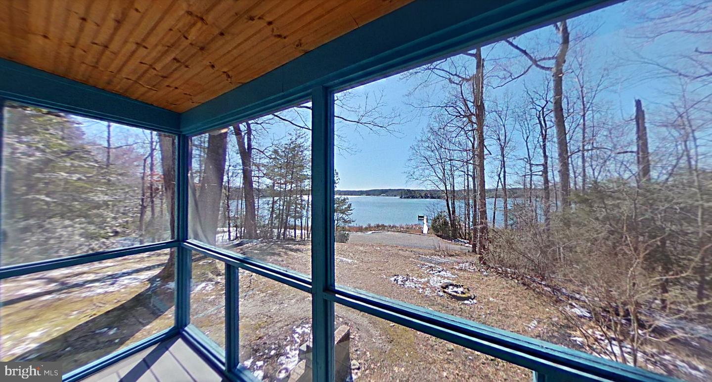 4 WICOMICO WAY, HEATHSVILLE, Virginia 22473, 3 Bedrooms Bedrooms, 11 Rooms Rooms,3 BathroomsBathrooms,Residential,For sale,4 WICOMICO WAY,VANV2001810 MLS # VANV2001810