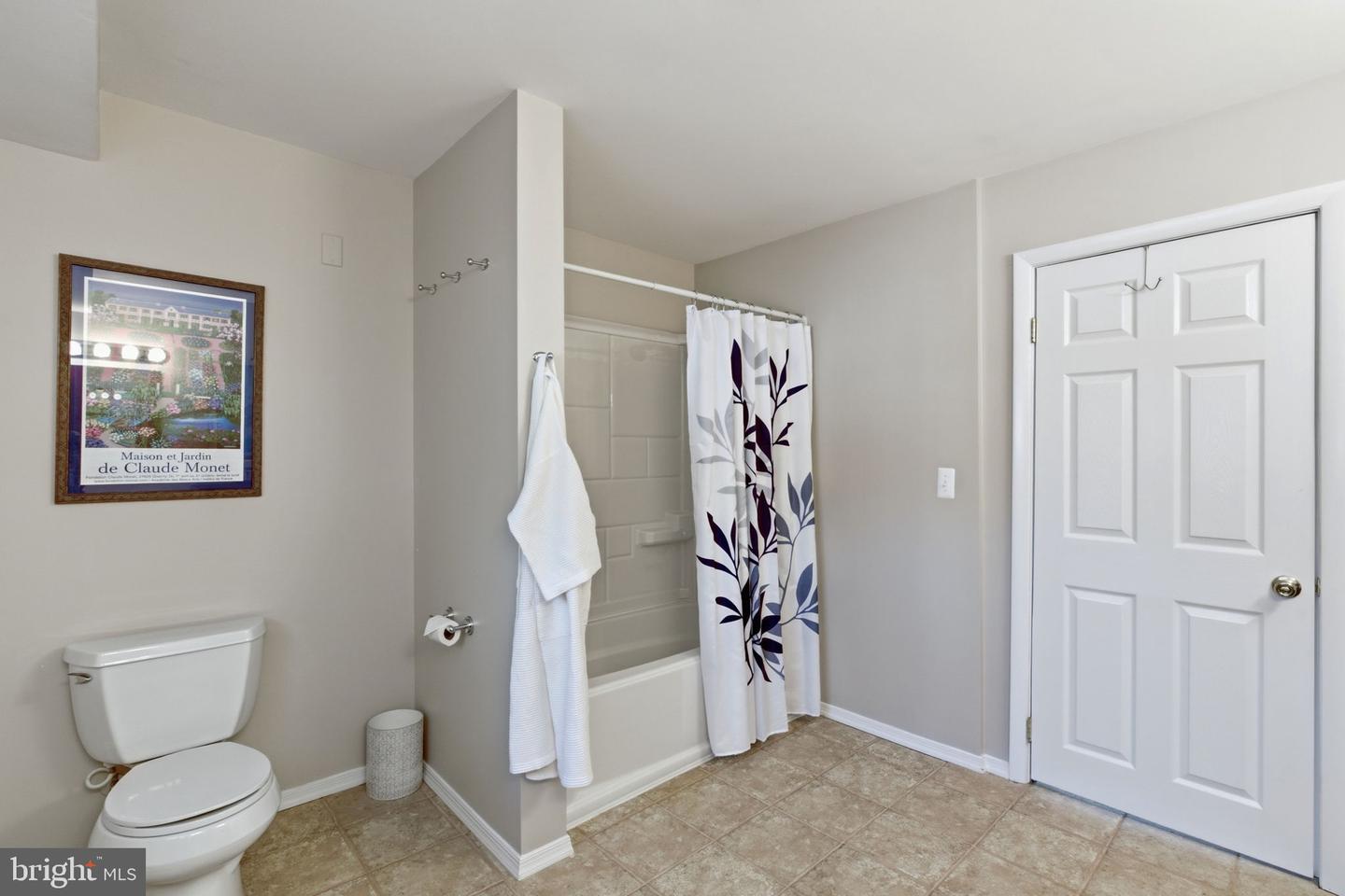 4 WICOMICO WAY, HEATHSVILLE, Virginia 22473, 3 Bedrooms Bedrooms, 11 Rooms Rooms,3 BathroomsBathrooms,Residential,For sale,4 WICOMICO WAY,VANV2001810 MLS # VANV2001810