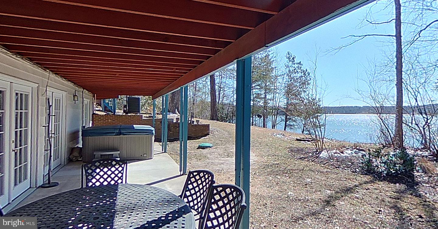 4 WICOMICO WAY, HEATHSVILLE, Virginia 22473, 3 Bedrooms Bedrooms, 11 Rooms Rooms,3 BathroomsBathrooms,Residential,For sale,4 WICOMICO WAY,VANV2001810 MLS # VANV2001810