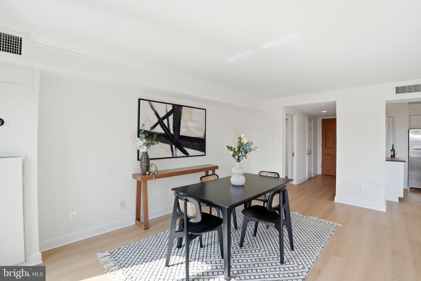 1080 WISCONSIN AVE NW #305, WASHINGTON, District Of Columbia 20007, 1 Bedroom Bedrooms, ,1 BathroomBathrooms,Residential,For sale,1080 WISCONSIN AVE NW #305,DCDC2233254 MLS # DCDC2233254