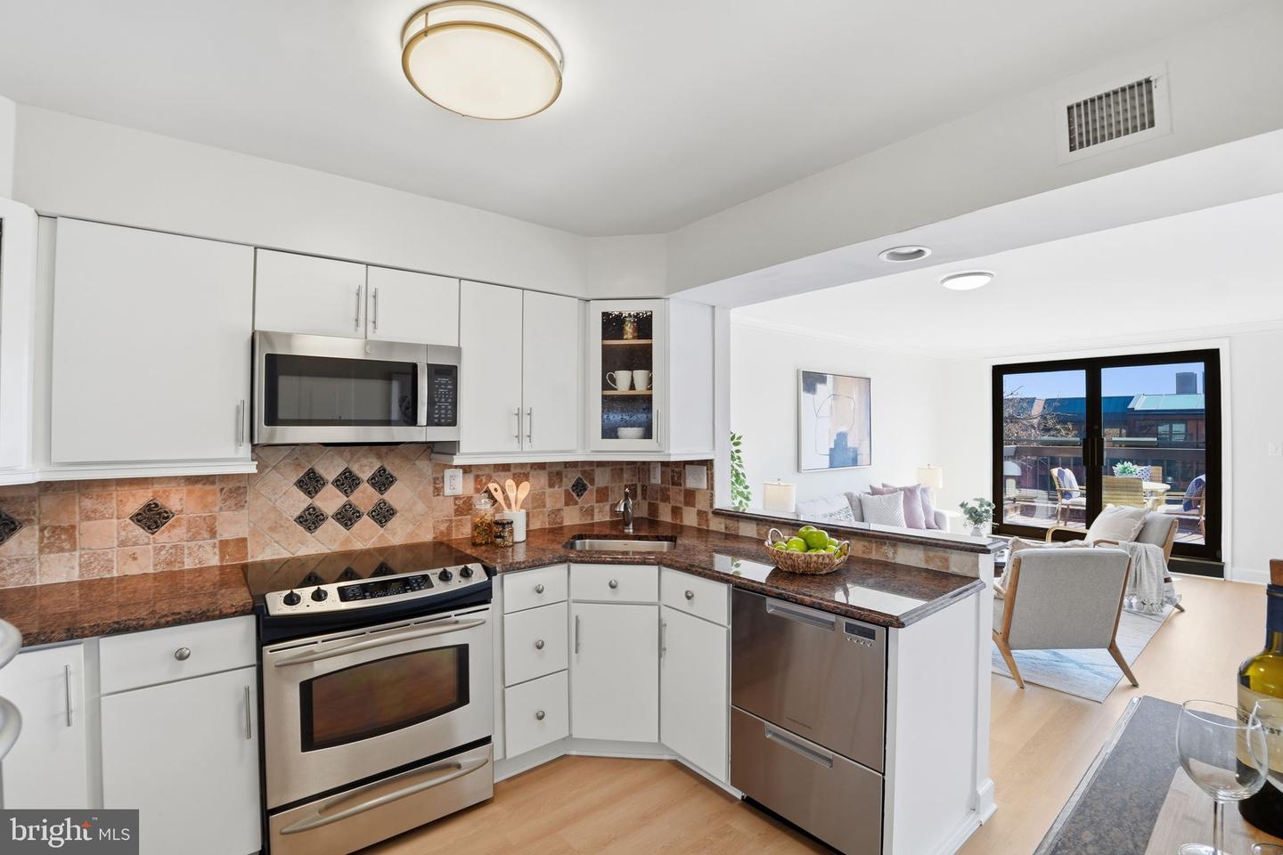 1080 WISCONSIN AVE NW #305, WASHINGTON, District Of Columbia 20007, 1 Bedroom Bedrooms, ,1 BathroomBathrooms,Residential,For sale,1080 WISCONSIN AVE NW #305,DCDC2233254 MLS # DCDC2233254