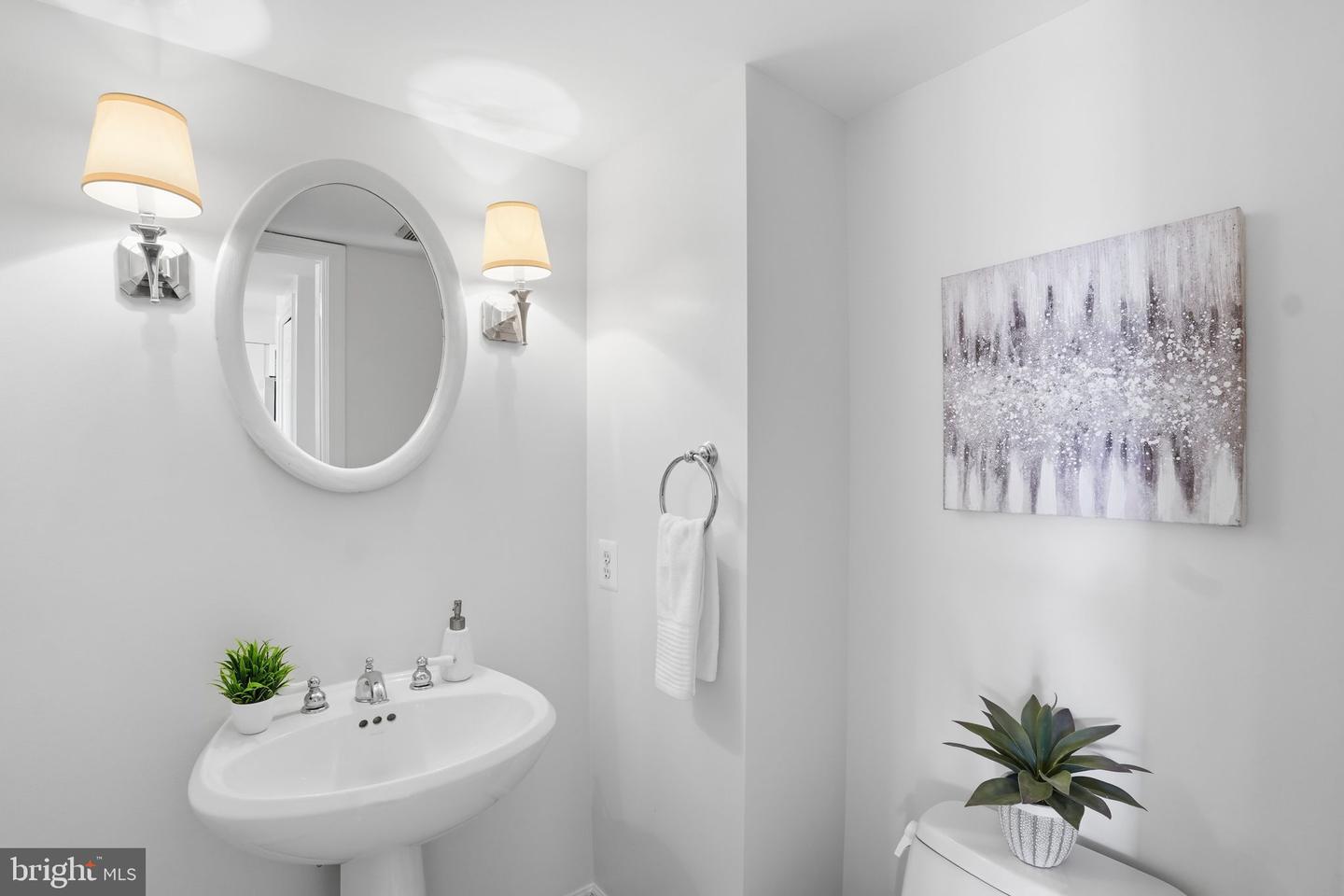 1080 WISCONSIN AVE NW #305, WASHINGTON, District Of Columbia 20007, 1 Bedroom Bedrooms, ,1 BathroomBathrooms,Residential,For sale,1080 WISCONSIN AVE NW #305,DCDC2233254 MLS # DCDC2233254