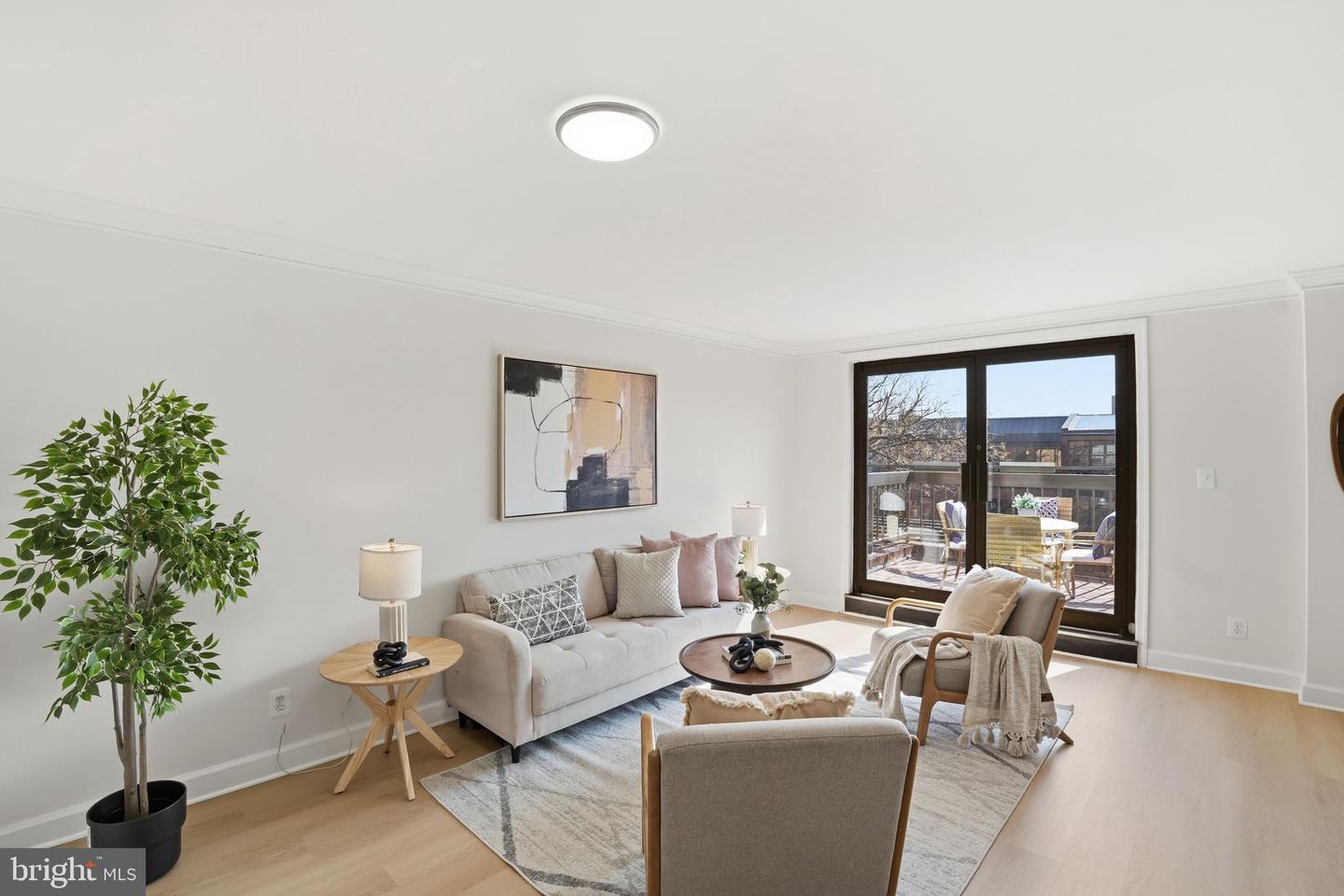 1080 WISCONSIN AVE NW #305, WASHINGTON, District Of Columbia 20007, 1 Bedroom Bedrooms, ,1 BathroomBathrooms,Residential,For sale,1080 WISCONSIN AVE NW #305,DCDC2233254 MLS # DCDC2233254