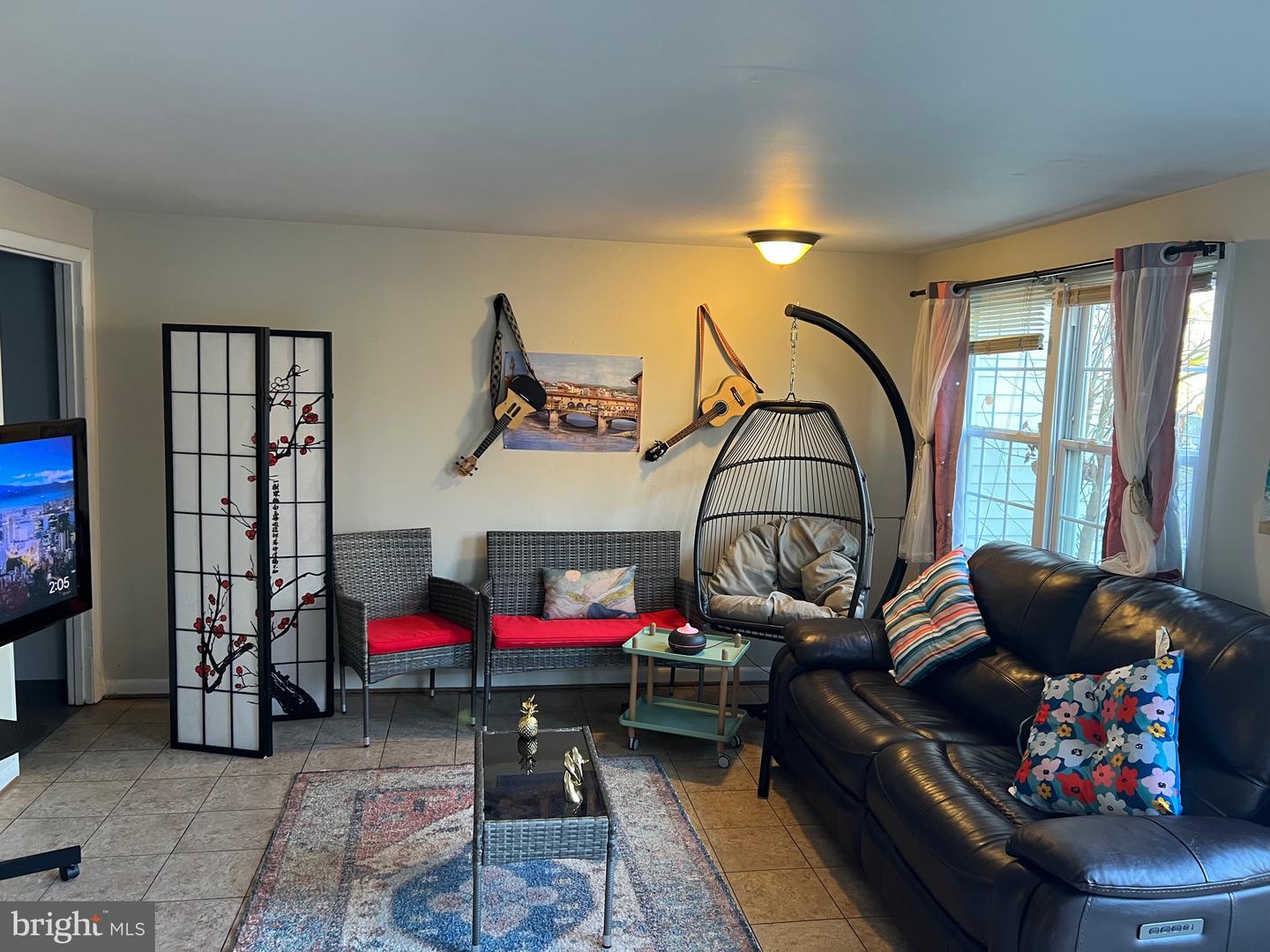 2927 PHEASANT LN, WOODBRIDGE, Virginia 22191, 4 Bedrooms Bedrooms, 6 Rooms Rooms,2 BathroomsBathrooms,Residential,For sale,2927 PHEASANT LN,VAPW2108718 MLS # VAPW2108718