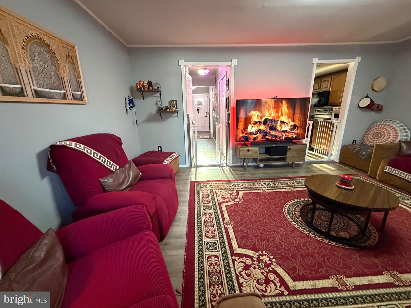 2927 PHEASANT LN, WOODBRIDGE, Virginia 22191, 4 Bedrooms Bedrooms, 6 Rooms Rooms,2 BathroomsBathrooms,Residential,For sale,2927 PHEASANT LN,VAPW2108718 MLS # VAPW2108718