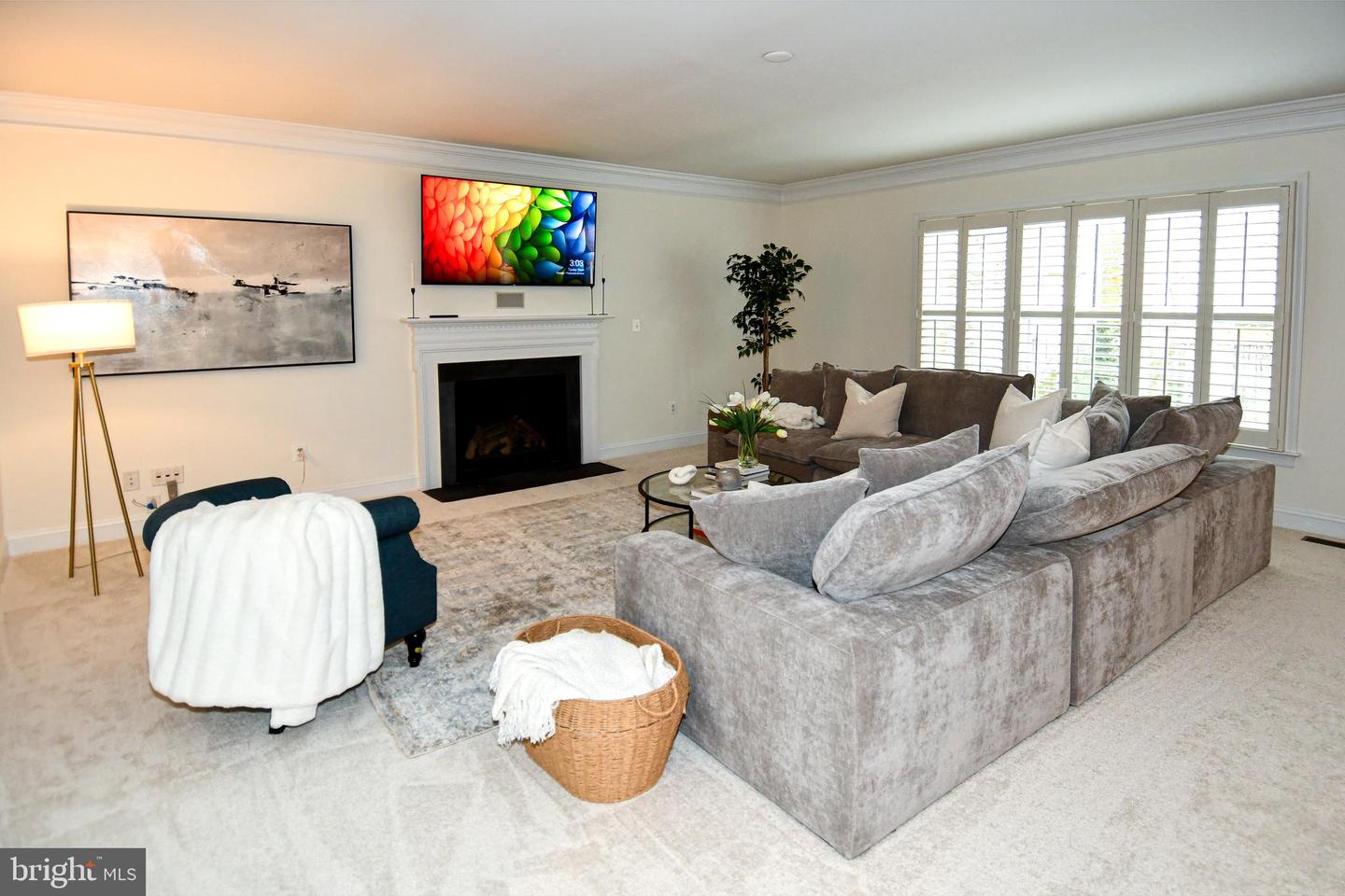 5104 HIRST VALLEY WAY, CENTREVILLE, Virginia 20120, 5 Bedrooms Bedrooms, ,4 BathroomsBathrooms,Residential,For sale,5104 HIRST VALLEY WAY,VAFX2281860 MLS # VAFX2281860